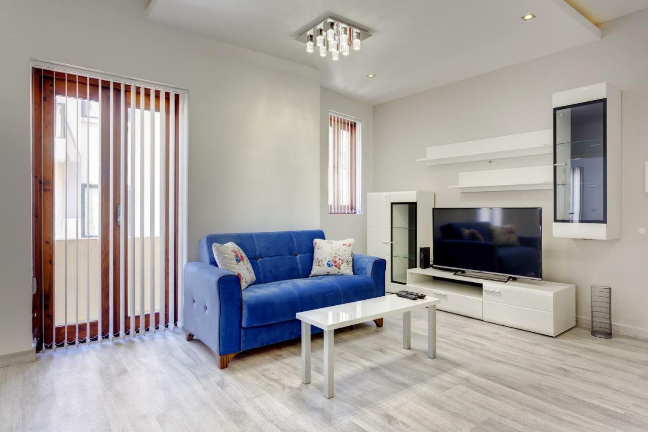 Splendid Apartment, Steps Away From The Sea Сліма Екстер'єр фото